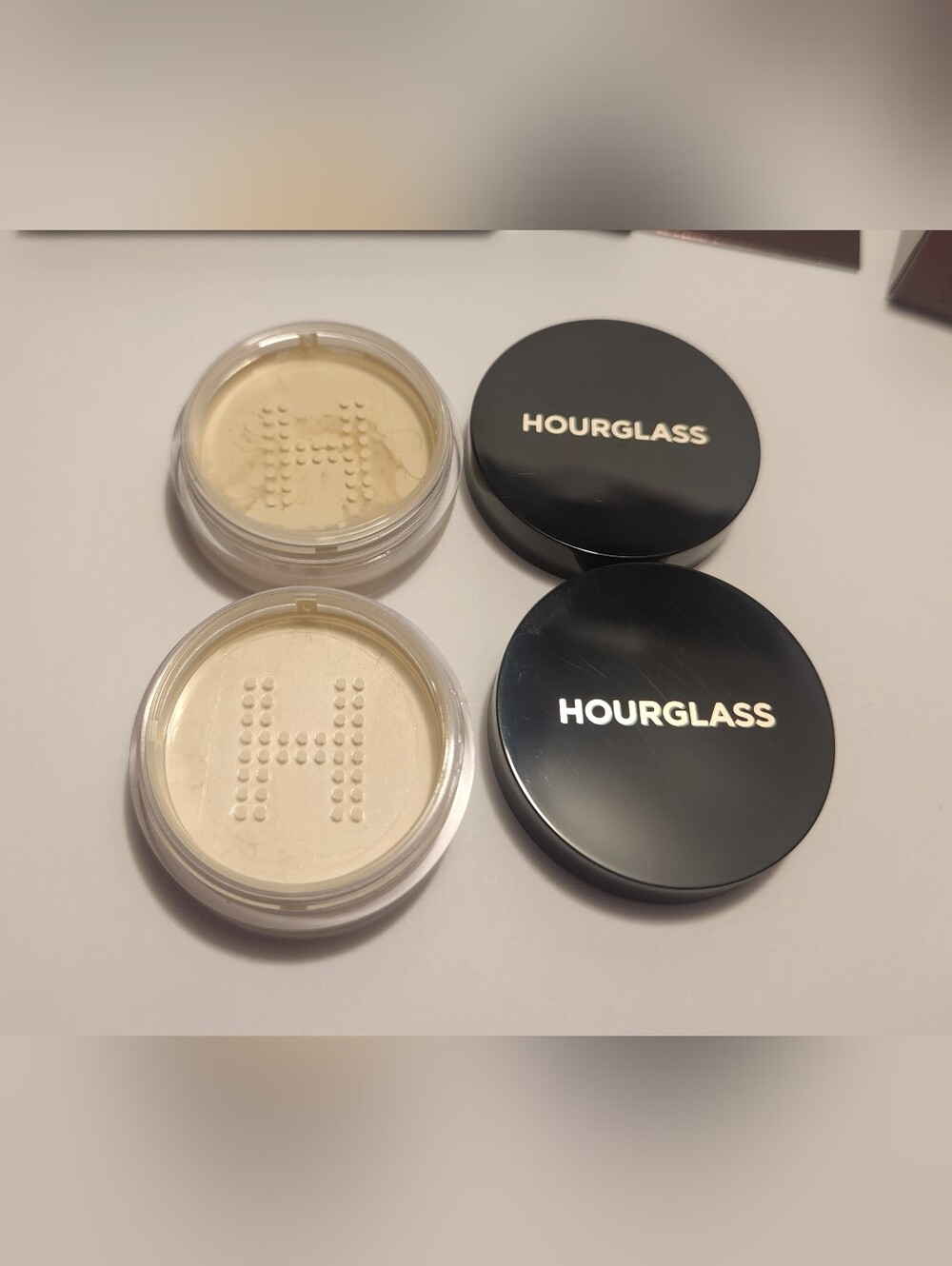 NEW Hourglass Makeup Set - Picture 9 of 15